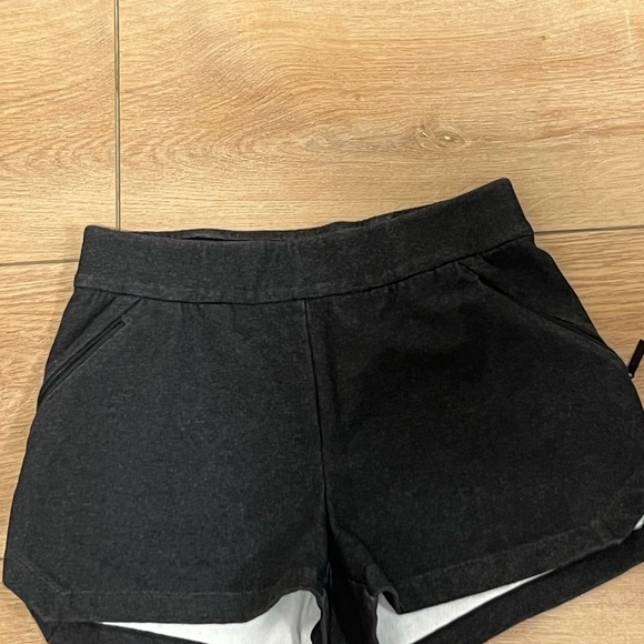 Arc'teryx Momenta 3 Inches Shorts - Picture 2 of 4